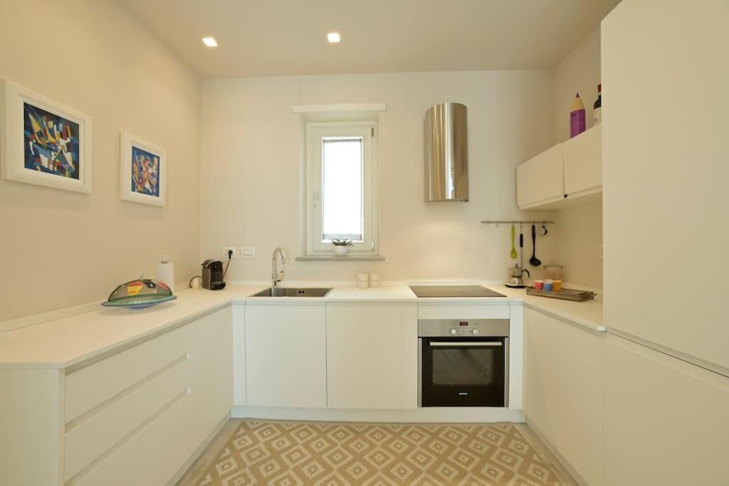 Luxury Apartament Con Garage Vista Mare Alassio Per 6 Persone Extérieur photo
